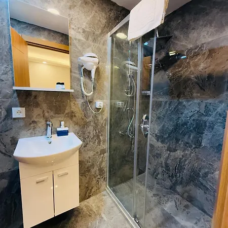 Szálloda Palmera Old 2*