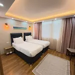 Otel Palmera Old 3*